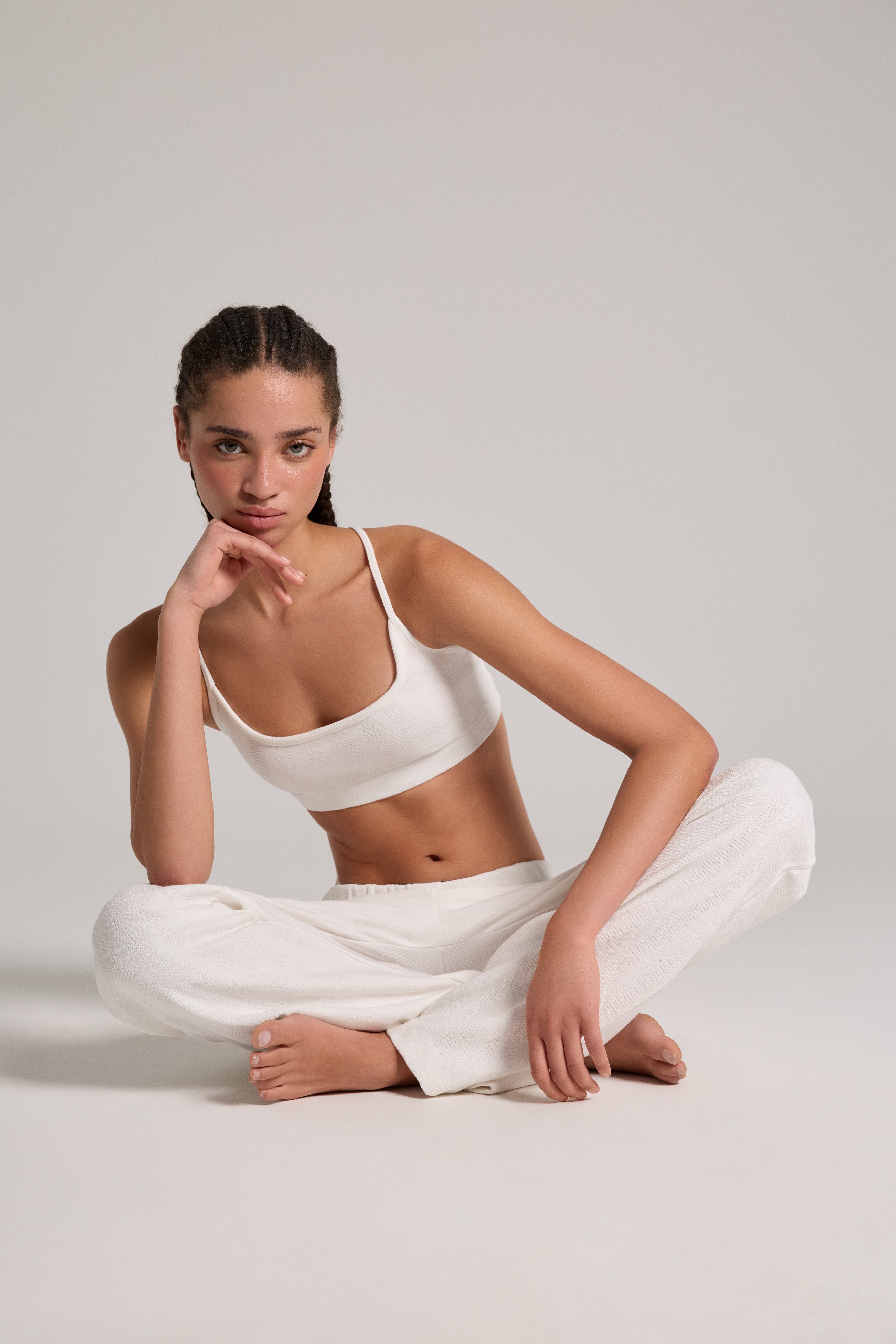 DAPHNE TAKIM - EKRU (HIRKA, PANTOLON)